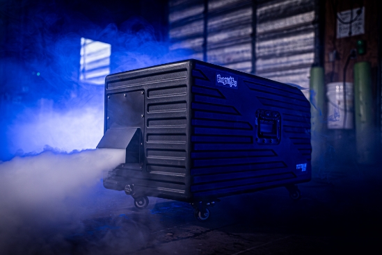 Froggy's Fog® - TITAN® ICE Ground Fog Machine - DMX - 1700 Watt - FFM-TITAN-ICE